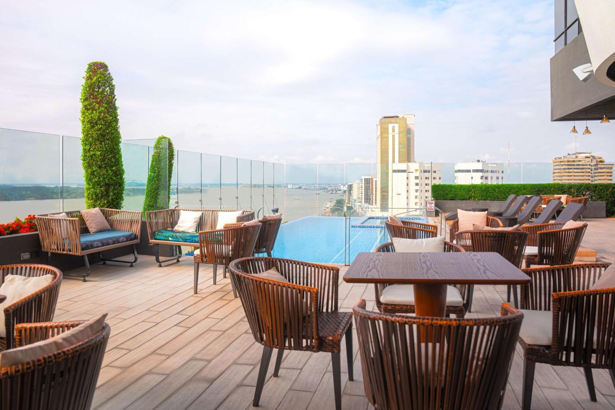 Doubletree By Hilton Guayaquil Hotell Eksteriør bilde
