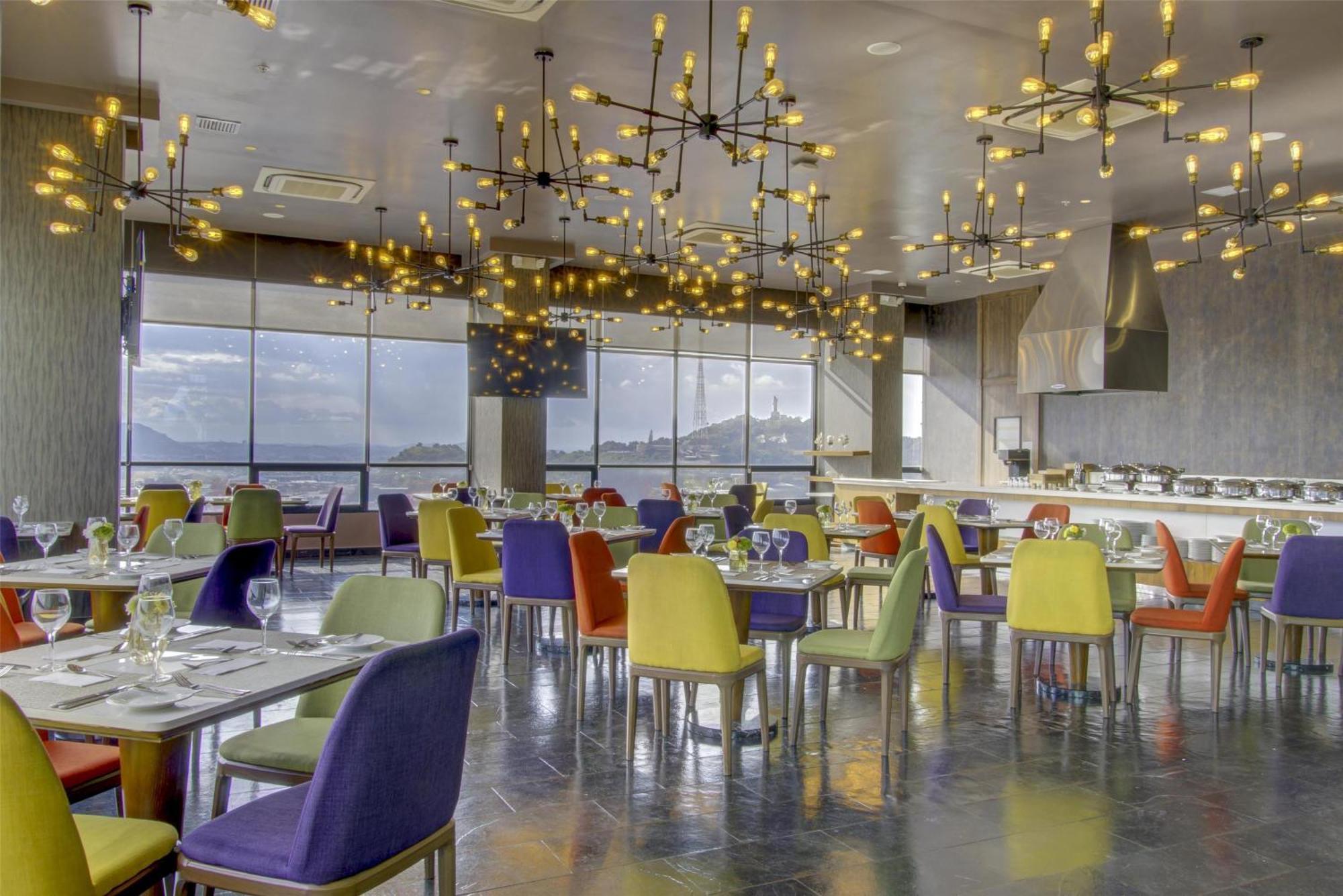 Doubletree By Hilton Guayaquil Hotell Eksteriør bilde