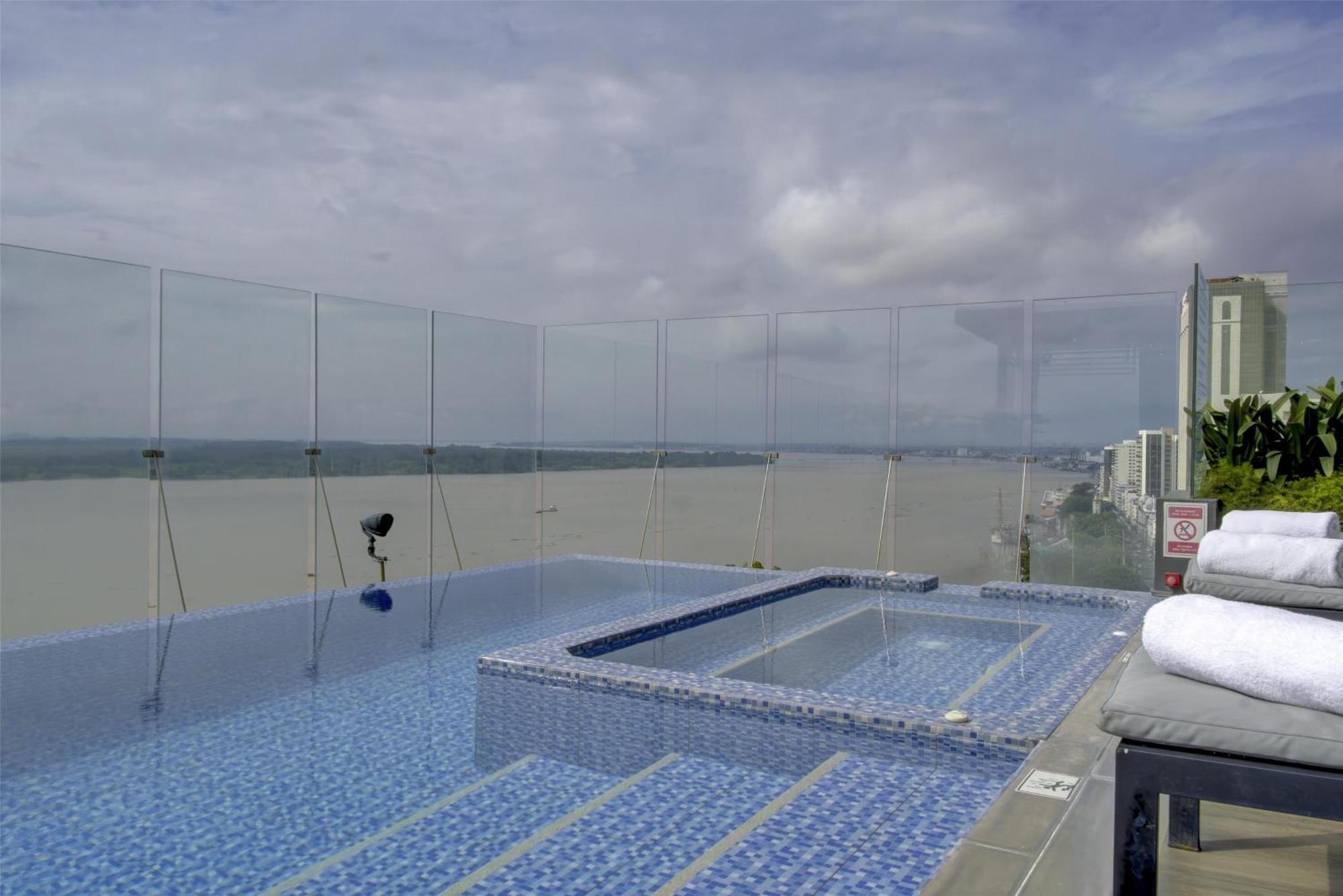 Doubletree By Hilton Guayaquil Hotell Eksteriør bilde