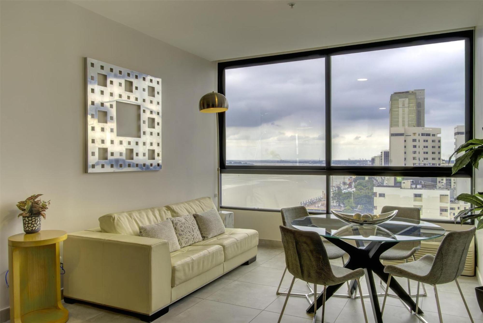 Doubletree By Hilton Guayaquil Hotell Eksteriør bilde